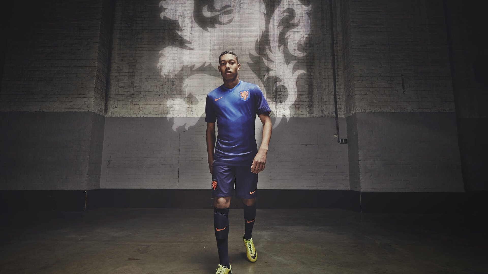 九游官方正版入口-全国马拉松大赛，跑者突破自我迎接挑战，2020全国马拉松